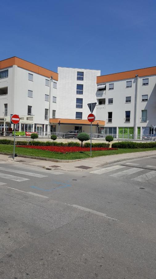 Apartman Vip, With Free Garage Parking Pula Ngoại thất bức ảnh