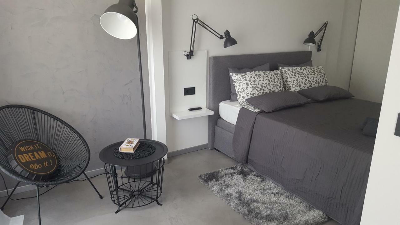 Apartman Vip, With Free Garage Parking Pula Ngoại thất bức ảnh