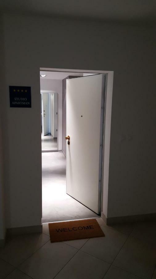 Apartman Vip, With Free Garage Parking Pula Ngoại thất bức ảnh