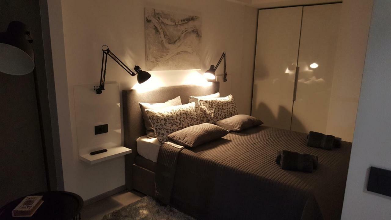 Apartman Vip, With Free Garage Parking Pula Ngoại thất bức ảnh