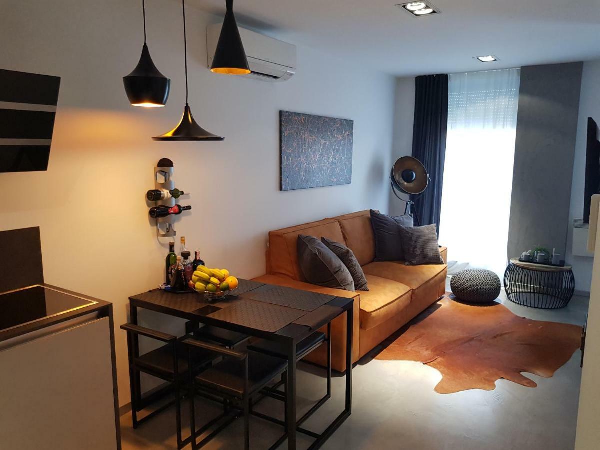 Apartman Vip, With Free Garage Parking Pula Ngoại thất bức ảnh